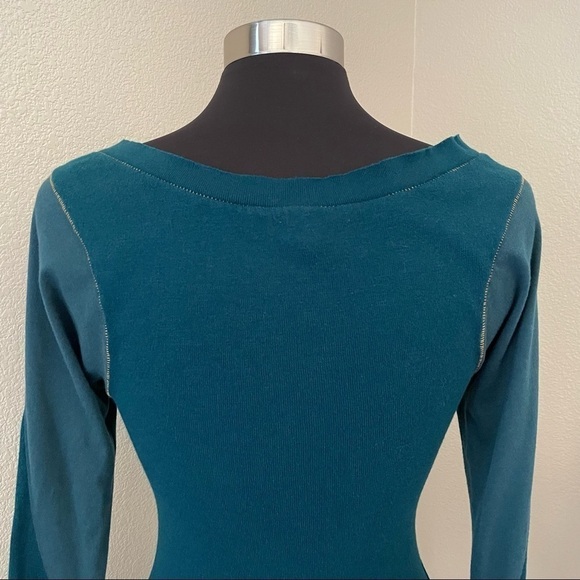 Free People Knit Cold Shoulder Top Frayed Raw Hem Sweater - Picture 7 of 10